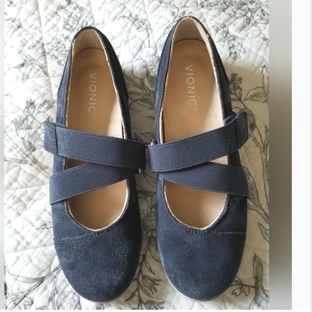 Navy Blue Suede Vionic Elevated Ballet Flat Style Mary Janes, 6.5